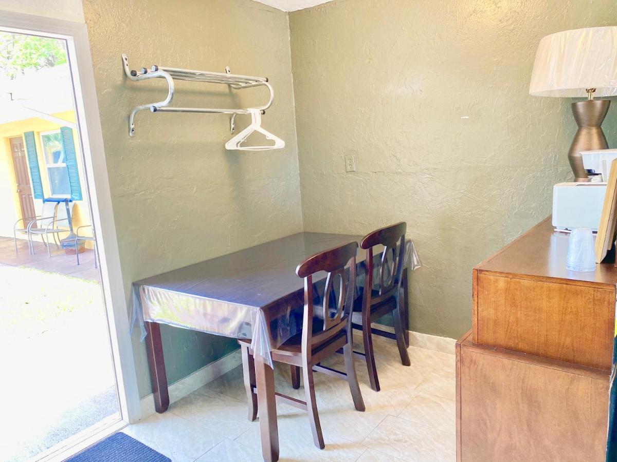 Motel Glades - North Naples